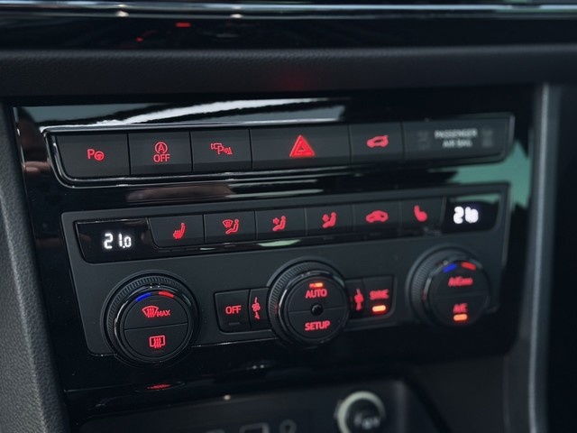 CUPRAAteca 2.0 TSI S&S 4Drive DSG 221 kW (300 CV) Vehículo usado en Barcelona - 33