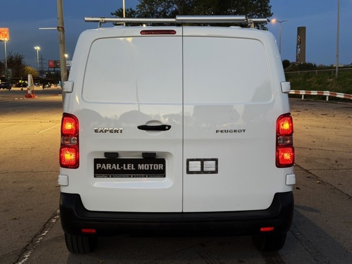 PeugeotExpert Furgon BlueHDi 120 Standard Premium 88 kW (120 CV) Vehículo usado en Barcelona - 7 PeugeotExpert Furgon BlueHDi 120 Standard Premium 88 kW (120 CV) Vehículo usado en Barcelona - 7