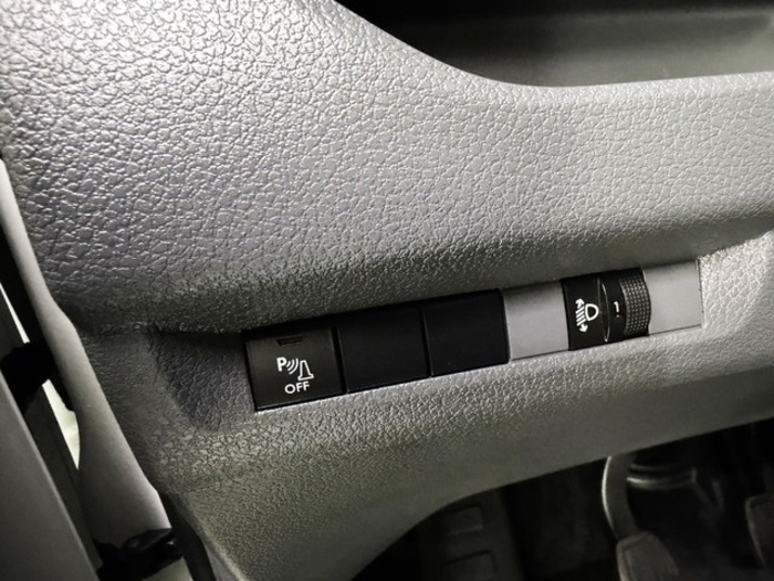 PeugeotExpert Furgon BlueHDi 120 Standard Premium 88 kW (120 CV) Vehículo usado en Barcelona - 11 PeugeotExpert Furgon BlueHDi 120 Standard Premium 88 kW (120 CV) Vehículo usado en Barcelona - 11