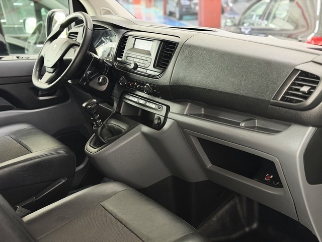 PeugeotExpert Furgon BlueHDi 120 Standard Premium 88 kW (120 CV) Vehículo usado en Barcelona - 21