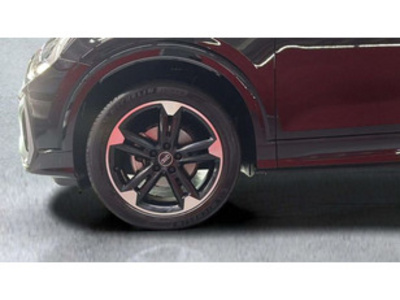 Audi Q2 Black line 35 TFSI 110 kW (150 CV) S tronic Audi Q2 Black line 35 TFSI 110 kW (150 CV) S tronic