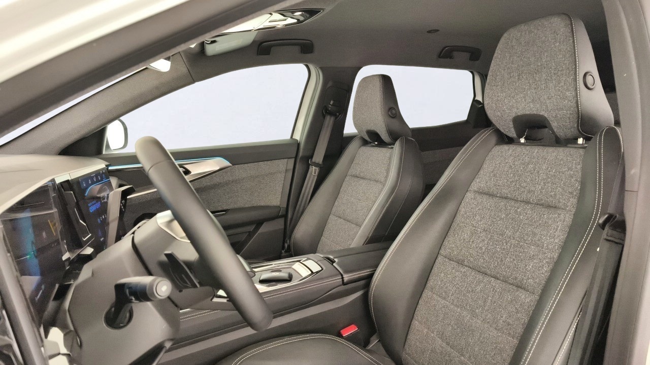 Renault Espace Techno E-Tech full hybrid 147 kW (200 CV) - foto 12 de Renault Espace