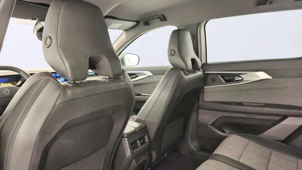 Renault Espace Techno E-Tech full hybrid 147 kW (200 CV) - foto 14 de Renault Espace