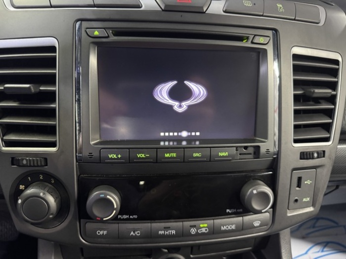SsangyongRodius 2.0 e-Xdi Premium 114 kW (155 CV) Vehículo usado en Barcelona - 13 SsangyongRodius 2.0 e-Xdi Premium 114 kW (155 CV) Vehículo usado en Barcelona - 13