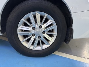 Ssangyong Rodius 2.0 e-Xdi Premium 114 kW (155 CV)