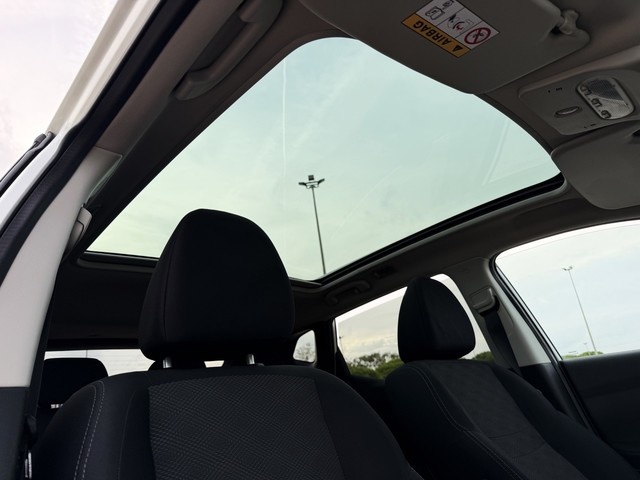 NissanQashqai DIG-T 163 N-Connecta 120 kW (163 CV) Vehículo usado en Barcelona - 12