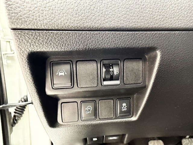 NissanQashqai DIG-T 163 N-Connecta 120 kW (163 CV) Vehículo usado en Barcelona - 15