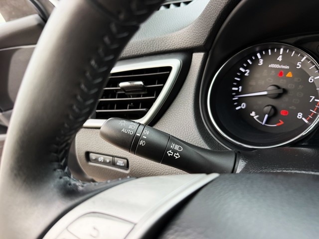 NissanQashqai DIG-T 163 N-Connecta 120 kW (163 CV) Vehículo usado en Barcelona - 16