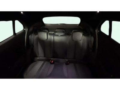 Peugeot 2008 PureTech 100 S&S Allure 75 kW (100 CV) Peugeot 2008 PureTech 100 S&S Allure 75 kW (100 CV)
