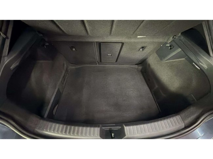SEATLeón 1.0 eTSI S&S FR 25 Aniversario DSG 81 kW (110 CV) Vehículo usado en Barcelona - 22 SEATLeón 1.0 eTSI S&S FR 25 Aniversario DSG 81 kW (110 CV) Vehículo usado en Barcelona - 22