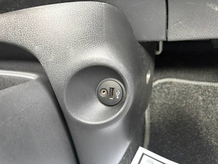NissanMicra 1.2G DGI-S Tekna Premium 72 kW (98 CV) Vehículo usado en Barcelona - 21 NissanMicra 1.2G DGI-S Tekna Premium 72 kW (98 CV) Vehículo usado en Barcelona - 21