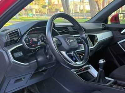 Audi Q3 S line 35 TFSI 110 kW (150 CV) Audi Q3 S line 35 TFSI 110 kW (150 CV)