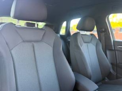 Audi Q3 S line 35 TFSI 110 kW (150 CV) Audi Q3 S line 35 TFSI 110 kW (150 CV)