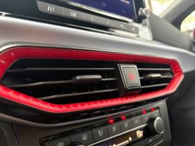 SEAT Ibiza 1.0 TSI S&S FR XS 85 kW (115 CV) SEAT Ibiza 1.0 TSI S&S FR XS 85 kW (115 CV)