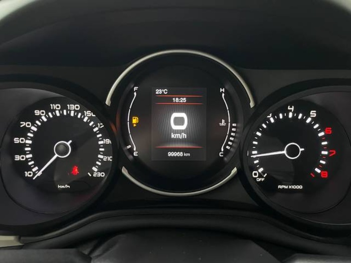 Fiat500L 1.4 16v Cross 70 kW (95 CV) Vehículo usado en Barcelona - 21 Fiat500L 1.4 16v Cross 70 kW (95 CV) Vehículo usado en Barcelona - 21