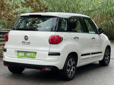 Fiat 500L 1.4 16v Cross 70 kW (95 CV) Fiat 500L 1.4 16v Cross 70 kW (95 CV)