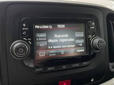 Fiat 500L 1.4 16v Cross 70 kW (95 CV) Fiat 500L 1.4 16v Cross 70 kW (95 CV)