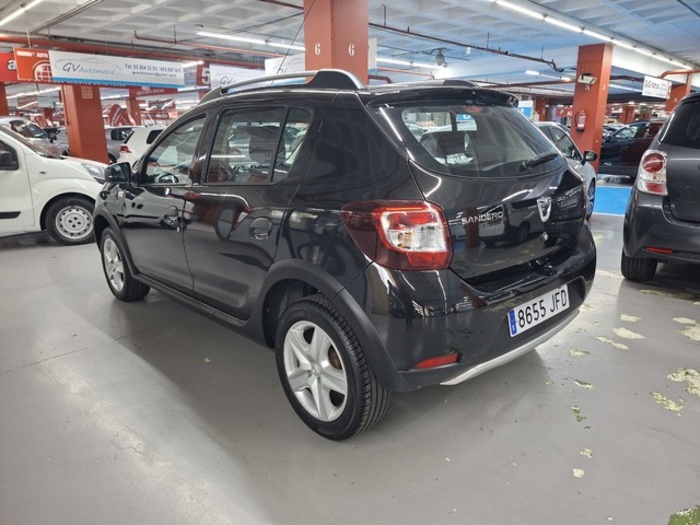 DaciaSandero Stepway TCe 66 kW (90 CV) Vehículo usado en Barcelona - 3 DaciaSandero Stepway TCe 66 kW (90 CV) Vehículo usado en Barcelona - 3