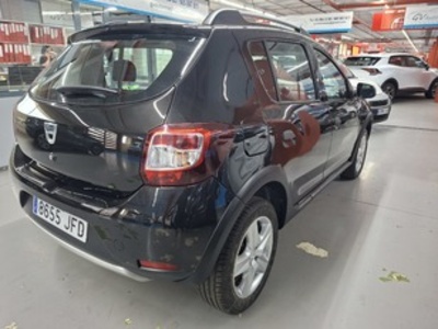 Dacia Sandero Stepway TCe 66 kW (90 CV) Dacia Sandero Stepway TCe 66 kW (90 CV)