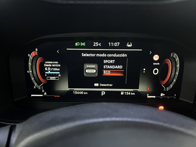 NissanJuke DIG-T Acenta DCT 84 kW (114 CV) Vehículo usado en Barcelona - 18