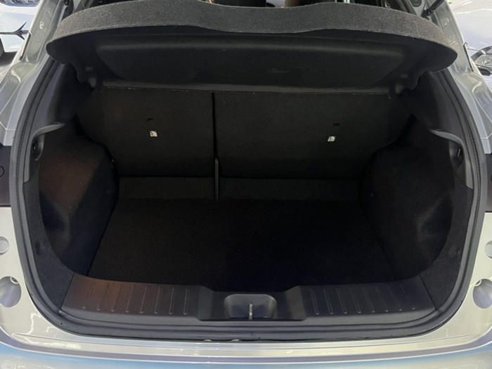 NissanJuke DIG-T Acenta DCT 84 kW (114 CV) Vehículo usado en Barcelona - 32 NissanJuke DIG-T Acenta DCT 84 kW (114 CV) Vehículo usado en Barcelona - 32