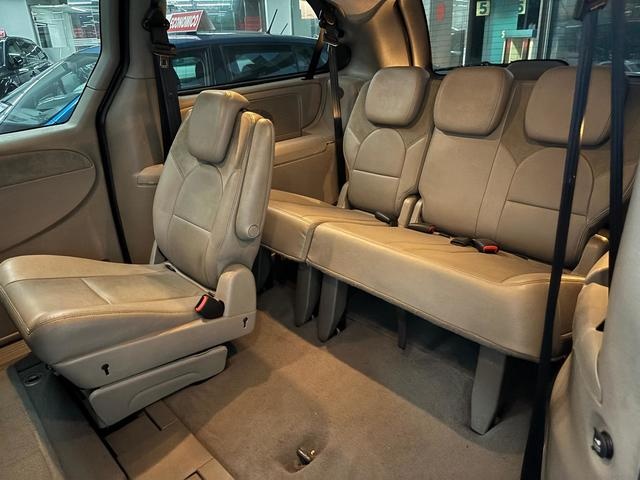 ChryslerGrand Voyager 2.8 CRD Limited Auto 110 kW (150 CV) Vehículo usado en Barcelona - 7