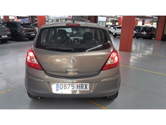 OpelCorsa 1.2 S&S Selective 63 kW (85 CV) Vehículo usado en Barcelona - 9 OpelCorsa 1.2 S&S Selective 63 kW (85 CV) Vehículo usado en Barcelona - 9