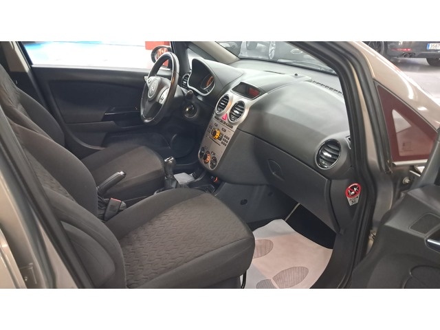 OpelCorsa 1.2 S&S Selective 63 kW (85 CV) Vehículo usado en Barcelona - 13