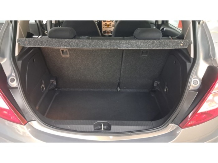 OpelCorsa 1.2 S&S Selective 63 kW (85 CV) Vehículo usado en Barcelona - 16 OpelCorsa 1.2 S&S Selective 63 kW (85 CV) Vehículo usado en Barcelona - 16