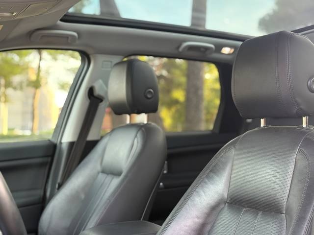Land RoverDiscovery Sport 2.0L TD4 HSE 4x4 110 kW (150 CV) Vehículo usado en Barcelona - 23