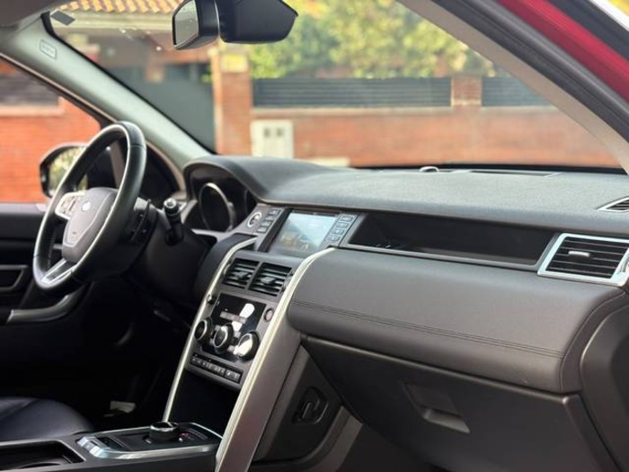 Land RoverDiscovery Sport 2.0L TD4 HSE 4x4 110 kW (150 CV) Vehículo usado en Barcelona - 25 Land RoverDiscovery Sport 2.0L TD4 HSE 4x4 110 kW (150 CV) Vehículo usado en Barcelona - 25