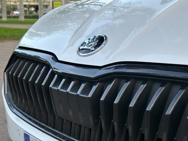 SkodaFabia 1.0 TSI Monte Carlo DSG 85 kW (115 CV) Vehículo usado en Barcelona - 8