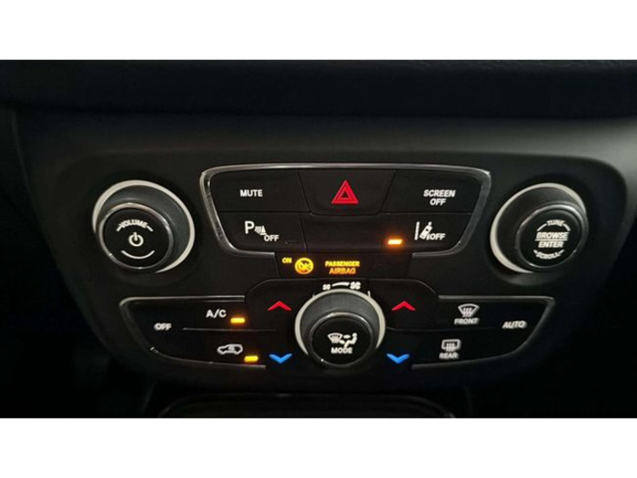 JeepCompass 1.4 Multiair Sport 4x2 103 kW (140 CV) Vehículo usado en Barcelona - 15 JeepCompass 1.4 Multiair Sport 4x2 103 kW (140 CV) Vehículo usado en Barcelona - 15