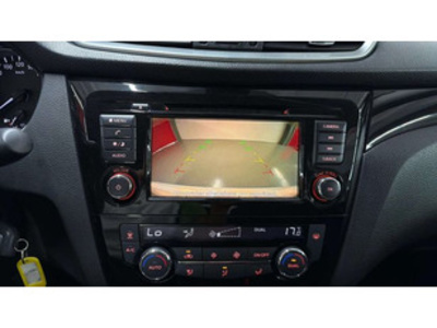 Nissan Qashqai DIG-T 140 Visia 103 kW (140 CV) Nissan Qashqai DIG-T 140 Visia 103 kW (140 CV)