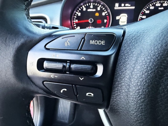 KiaStonic 1.0 T-GDi MHEV Drive iMT 74 kW (100 CV) Vehículo usado en Barcelona - 16 KiaStonic 1.0 T-GDi MHEV Drive iMT 74 kW (100 CV) Vehículo usado en Barcelona - 16