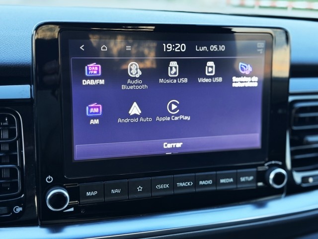 KiaStonic 1.0 T-GDi MHEV Drive iMT 74 kW (100 CV) Vehículo usado en Barcelona - 23