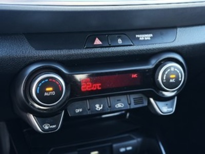 Kia Stonic 1.0 T-GDi MHEV Drive iMT 74 kW (100 CV) Kia Stonic 1.0 T-GDi MHEV Drive iMT 74 kW (100 CV)