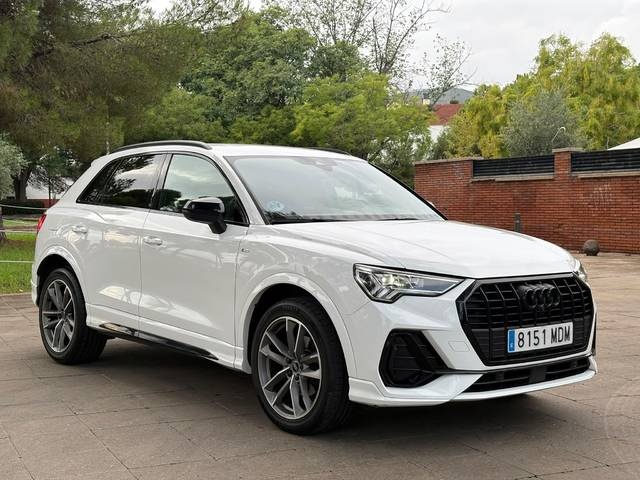 AudiQ3 Black line 35 TDI 110 kW (150 CV) S tronic Vehículo usado en Barcelona - 2