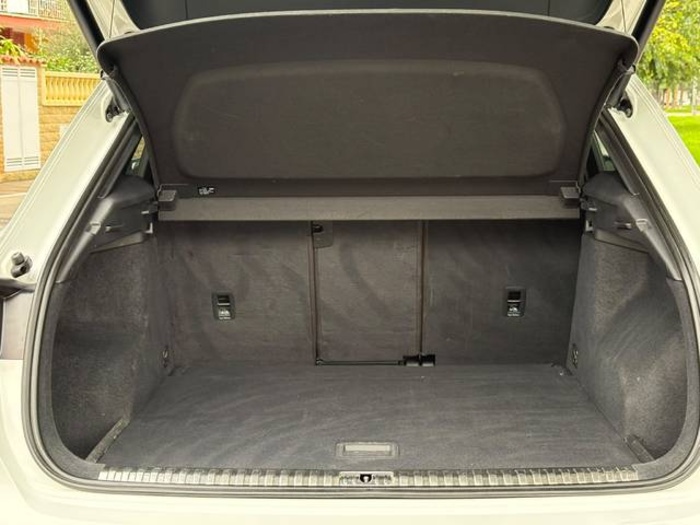 AudiQ3 Black line 35 TDI 110 kW (150 CV) S tronic Vehículo usado en Barcelona - 16 AudiQ3 Black line 35 TDI 110 kW (150 CV) S tronic Vehículo usado en Barcelona - 16