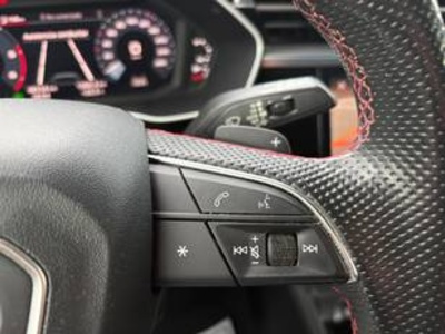 Audi Q3 Black line 35 TDI 110 kW (150 CV) S tronic Audi Q3 Black line 35 TDI 110 kW (150 CV) S tronic