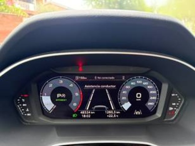 Audi Q3 Black line 35 TDI 110 kW (150 CV) S tronic Audi Q3 Black line 35 TDI 110 kW (150 CV) S tronic