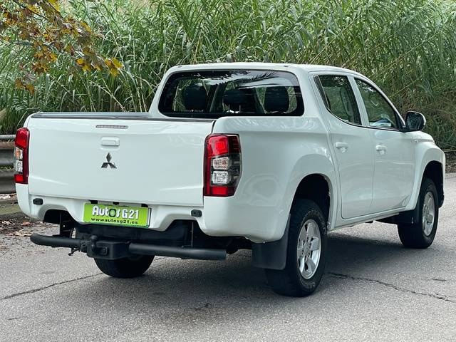 MitsubishiL200 220 DI-D M-Pro Auto 110 kW (150 CV) Vehículo usado en Barcelona - 3