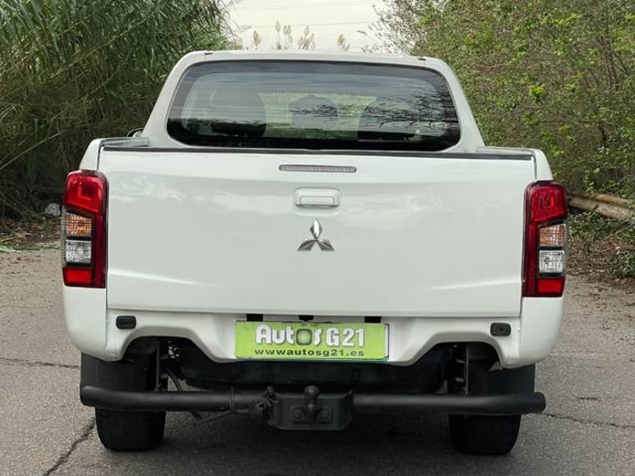 MitsubishiL200 220 DI-D M-Pro Auto 110 kW (150 CV) Vehículo usado en Barcelona - 8 MitsubishiL200 220 DI-D M-Pro Auto 110 kW (150 CV) Vehículo usado en Barcelona - 8