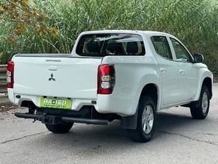 Mitsubishi L200 220 DI-D M-Pro Auto 110 kW (150 CV)