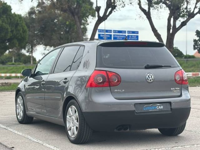 VolkswagenGolf Highline 2.0 TDI 4Motion 103 kW (140 CV) Vehículo usado en Barcelona - 6 VolkswagenGolf Highline 2.0 TDI 4Motion 103 kW (140 CV) Vehículo usado en Barcelona - 6