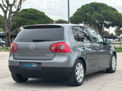 Volkswagen Golf Highline 2.0 TDI 4Motion 103 kW (140 CV) Volkswagen Golf Highline 2.0 TDI 4Motion 103 kW (140 CV)