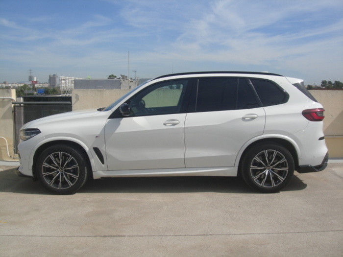 BMWX5 xDrive30d 210 kW (286 CV) Vehículo usado en Barcelona - 4 BMWX5 xDrive30d 210 kW (286 CV) Vehículo usado en Barcelona - 4