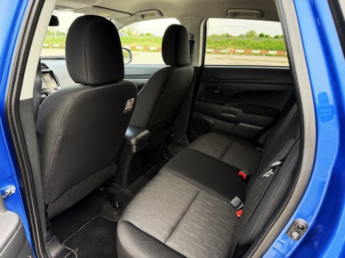 MitsubishiASX 200 MPI Spirit 110 kW (150 CV) Vehículo usado en Barcelona - 8 MitsubishiASX 200 MPI Spirit 110 kW (150 CV) Vehículo usado en Barcelona - 8