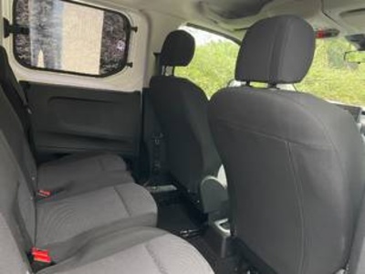 Citroen Berlingo BlueHDi 100 S&S Talla M Feel 75 kW (102 CV) Citroen Berlingo BlueHDi 100 S&S Talla M Feel 75 kW (102 CV)