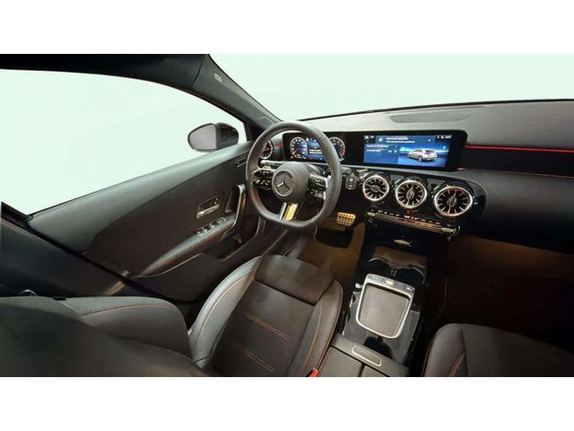 Mercedes-BenzClase A 180 100 kW (136 CV) Vehículo usado en Barcelona - 11